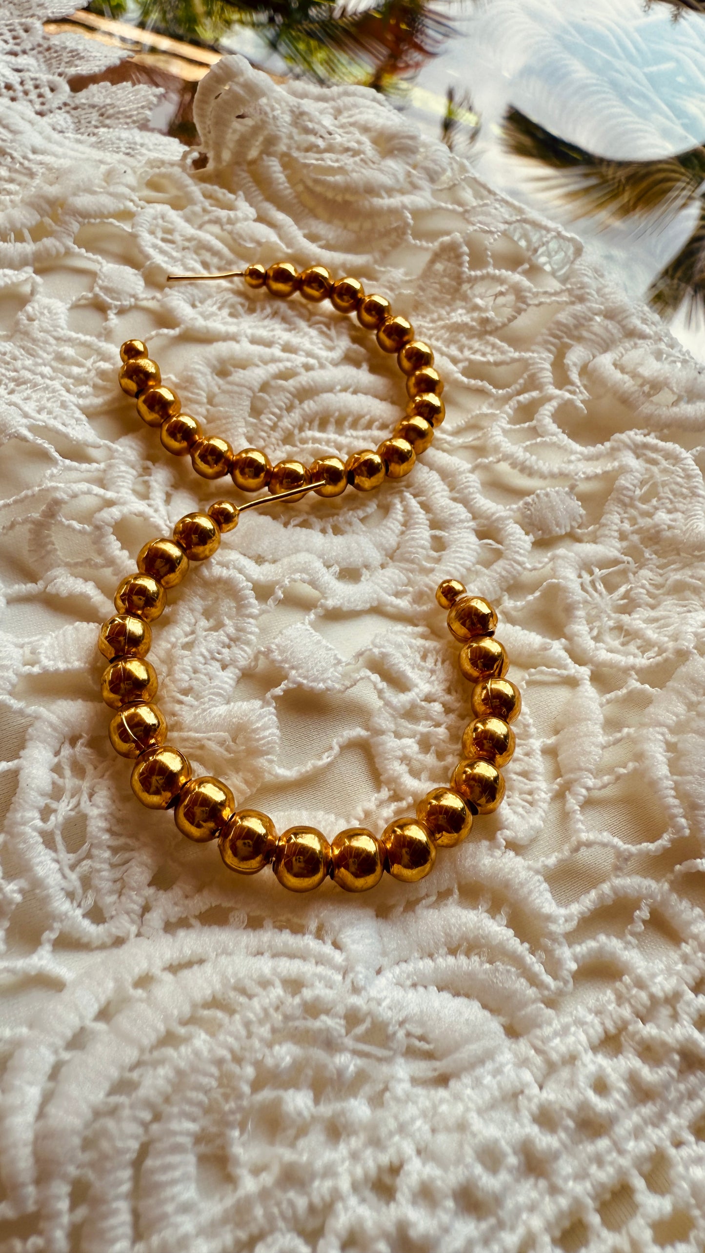 Hoops M