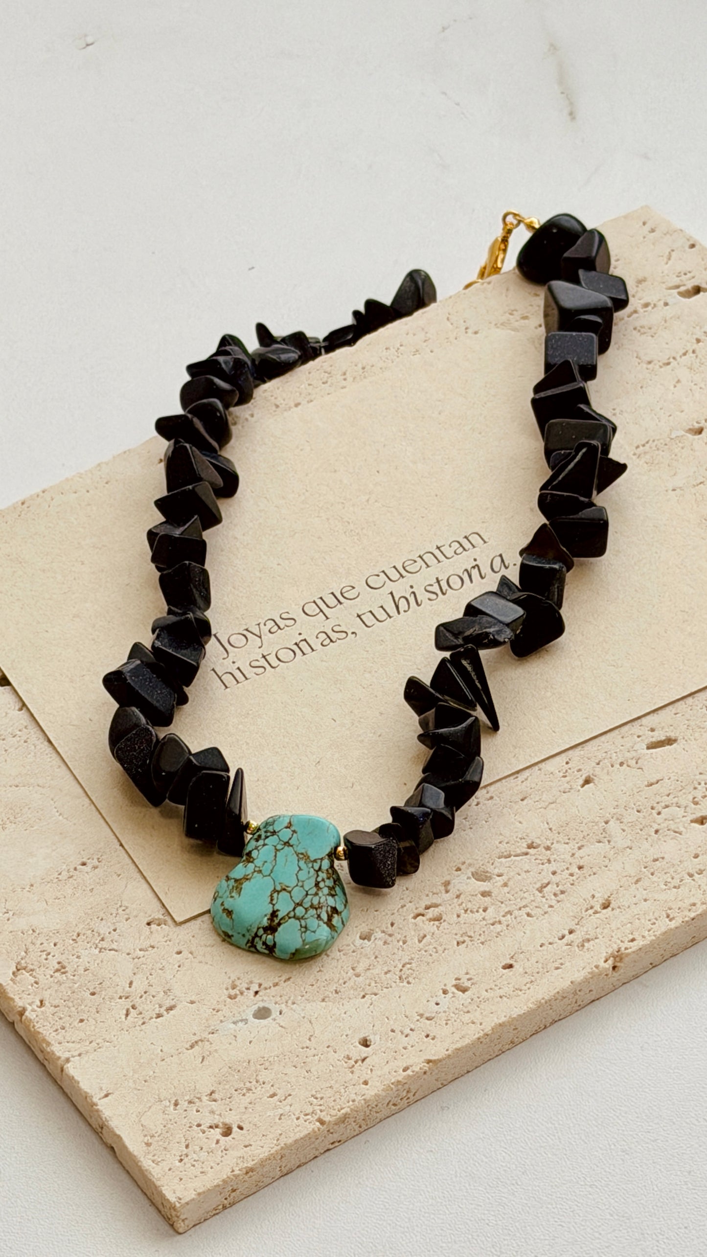 Collar turquesa