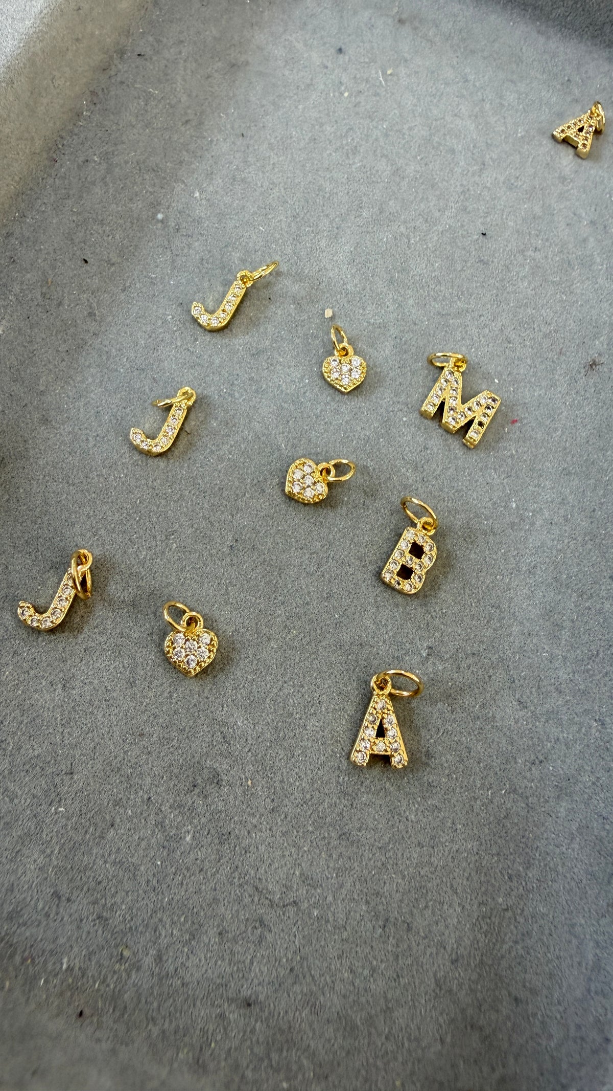 Collar Microcircones