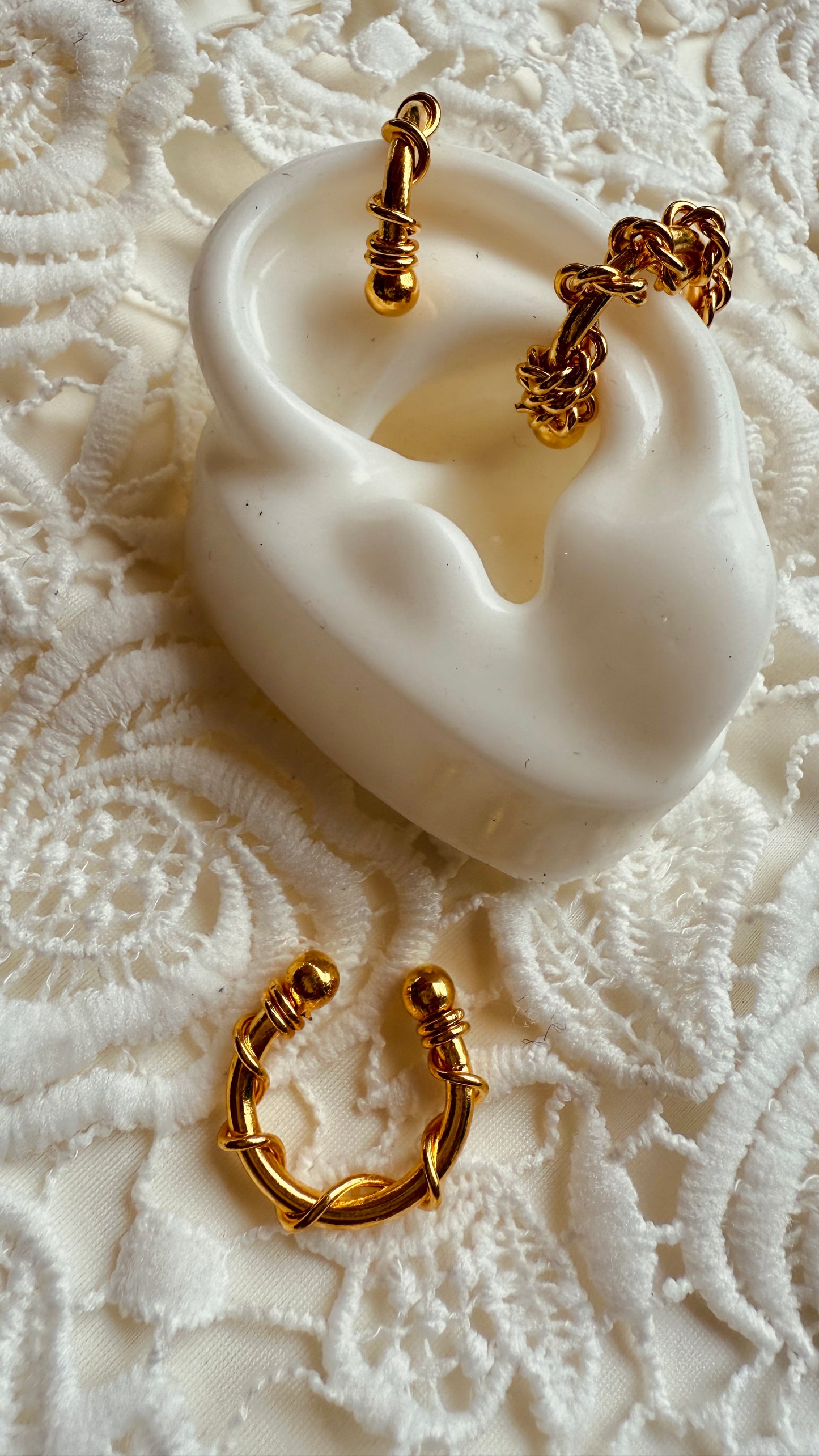 Earcuff
