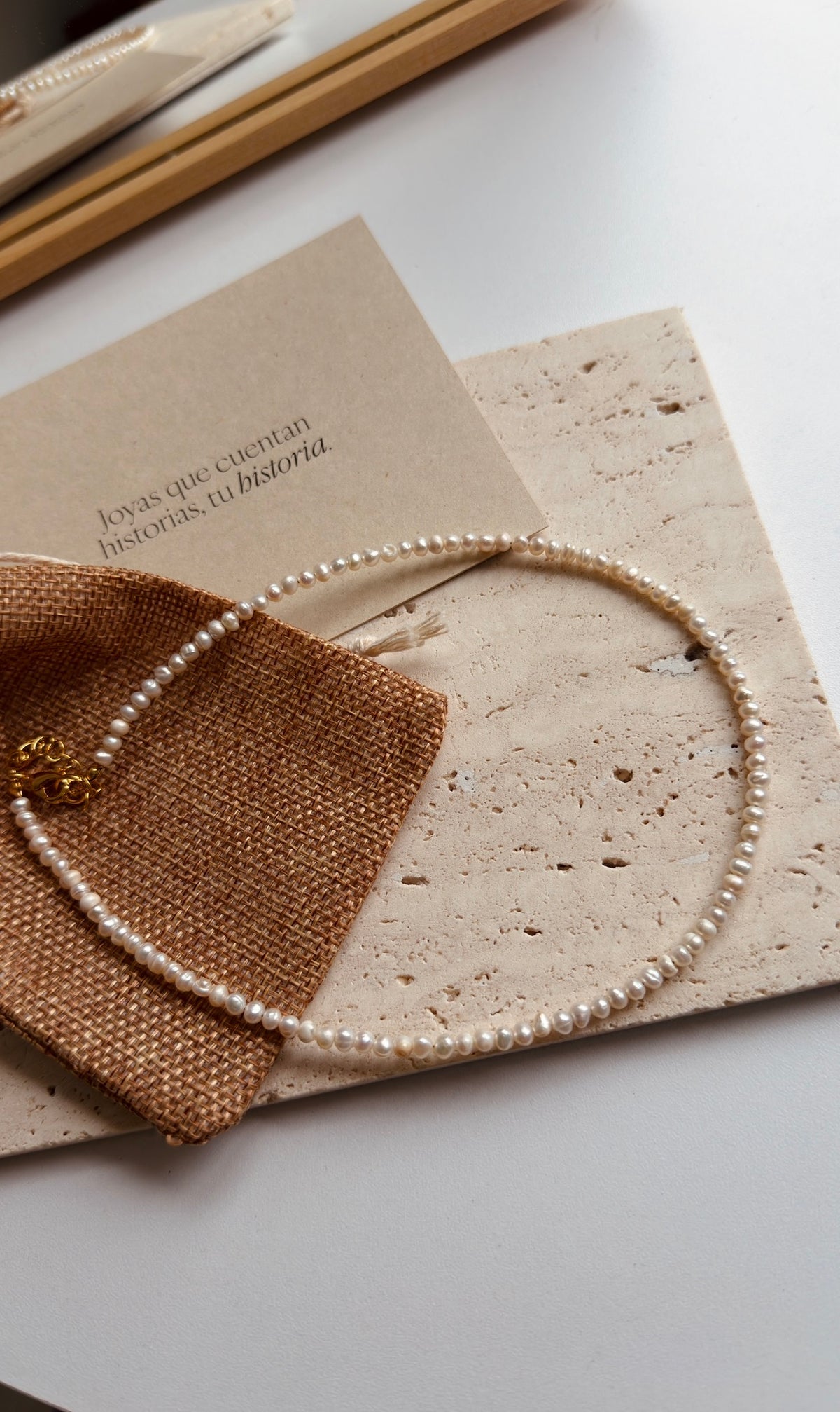Collar perla de río mini